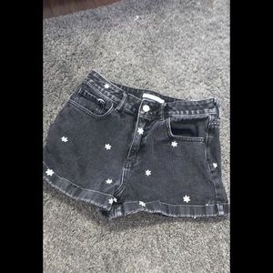 pacsun diasy black jean shorts